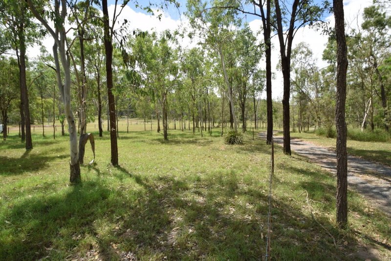 Photo - 97 Outlook Drive, Esk QLD 4312 - Image 4