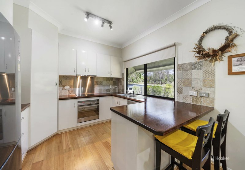 Photo - 97 Outlook Drive, Esk QLD 4312 - Image 3