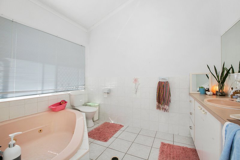 Photo - 97 Persimmon Drive, Peregian Beach QLD 4573 - Image 14