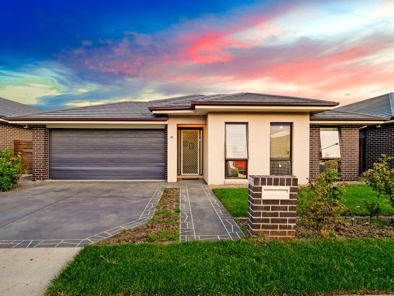 97 Ridgeline Drive, The Ponds NSW 2769