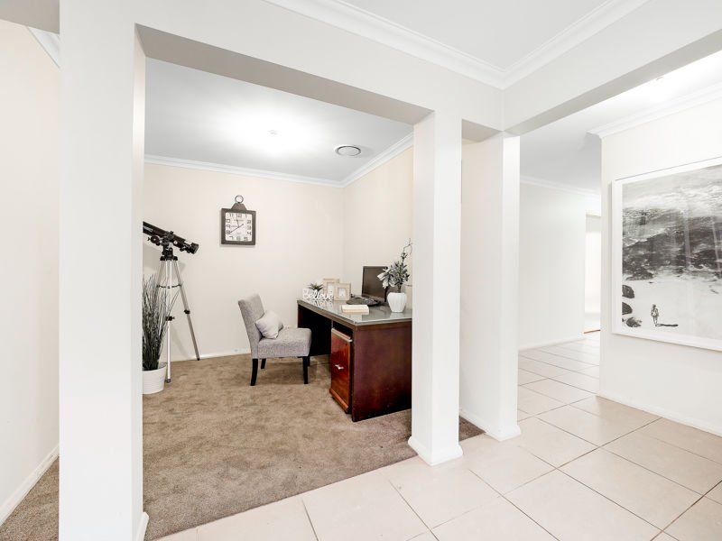 Photo - 97 Ridgeline Drive, The Ponds NSW 2769 - Image 4