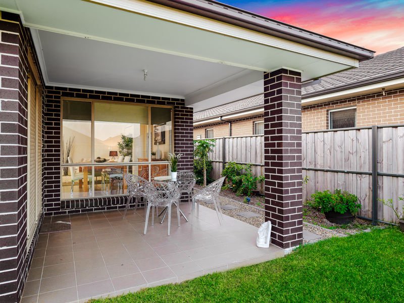 Photo - 97 Ridgeline Drive, The Ponds NSW 2769 - Image 11