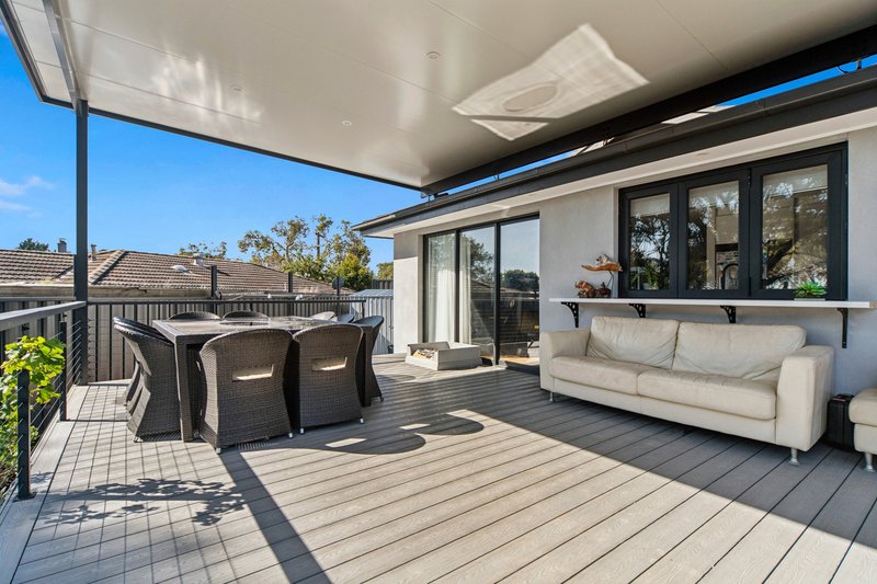 Photo - 97 Rosemary Crescent, Frankston North VIC 3200 - Image 13