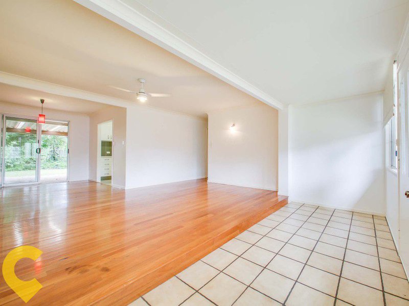 Photo - 97 Sparkes Rd , Bray Park QLD 4500 - Image 2