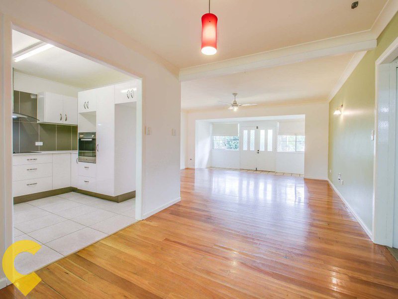 Photo - 97 Sparkes Rd , Bray Park QLD 4500 - Image 8