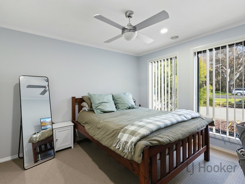 Photo - 9/7 Syme Road, Pakenham VIC 3810 - Image 7