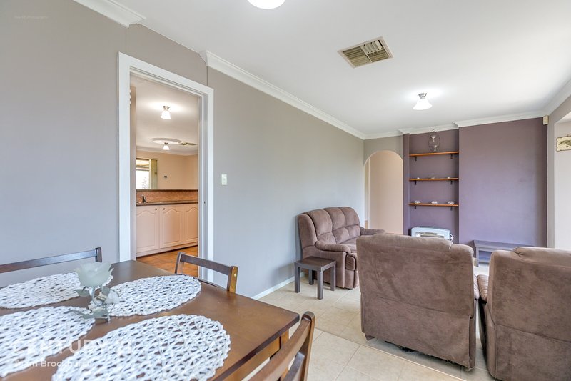 Photo - 97 Wilfred Road, Thornlie WA 6108 - Image 7