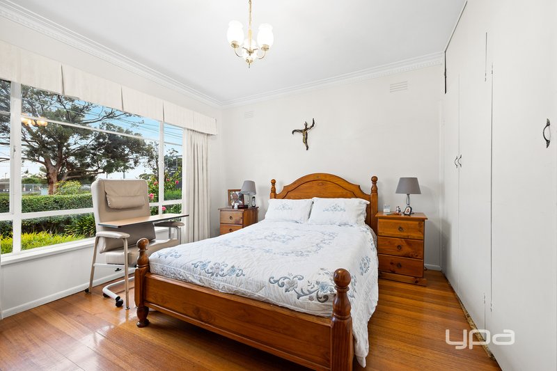 Photo - 97 Willaton Street, St Albans VIC 3021 - Image 7