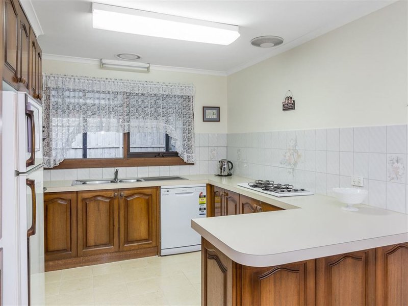 Photo - 97 Windermere Drive, Ferntree Gully VIC 3156 - Image 6