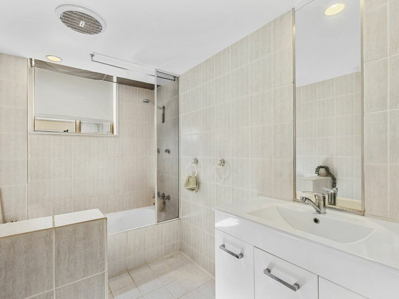 Photo - 9/71 Boondilla Road, Blue Bay NSW 2261 - Image 2