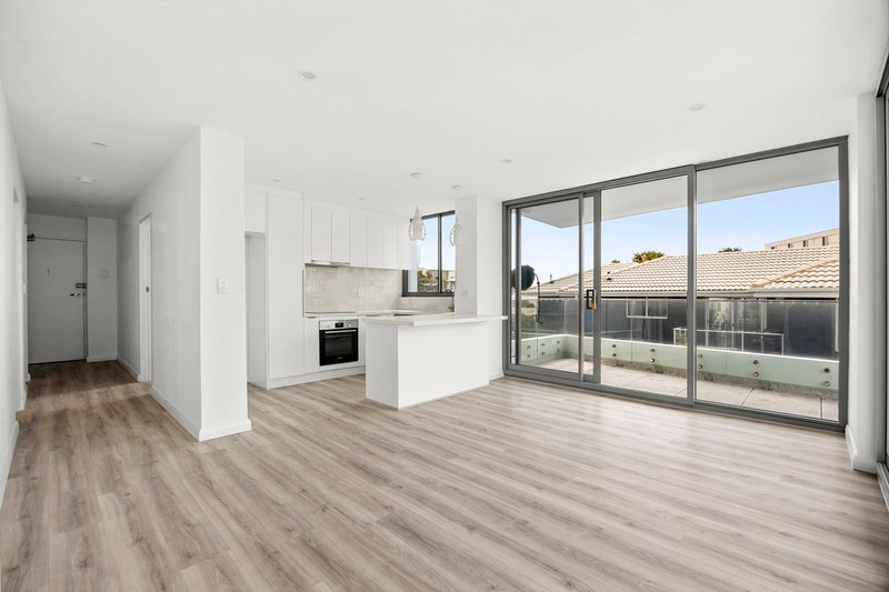 Photo - 9/73 Evans Street, Freshwater NSW 2096 - Image 2