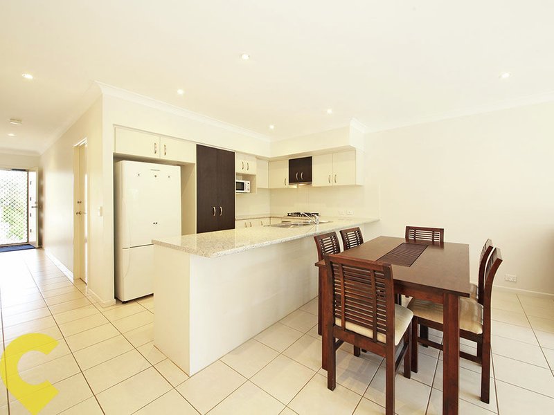 Photo - 9/73 Glasshouse Court, Kallangur QLD 4503 - Image 7