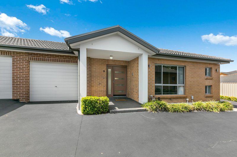 Photo - 9/73 Woodpark Rd , Woodpark NSW 2164 - Image 5