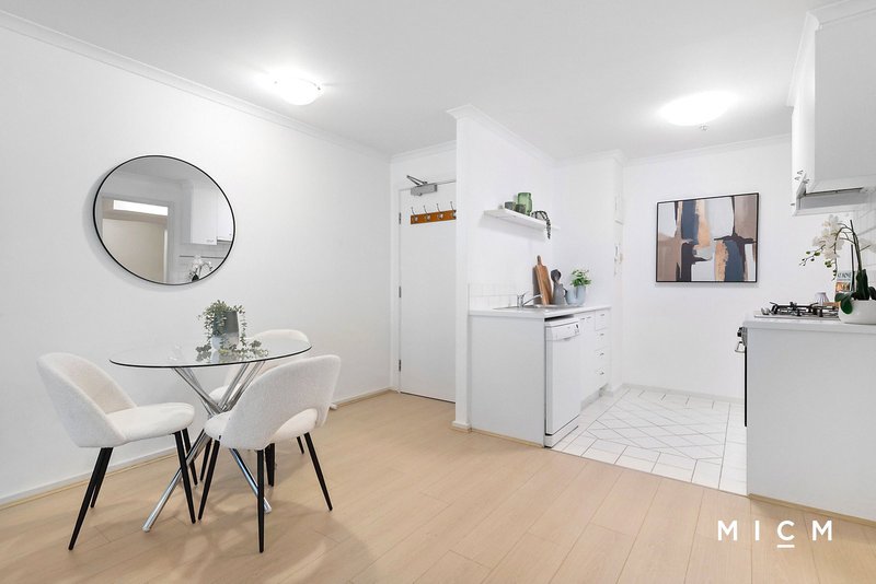 Photo - 97/38 Kavanagh Street, Southbank VIC 3006 - Image 2
