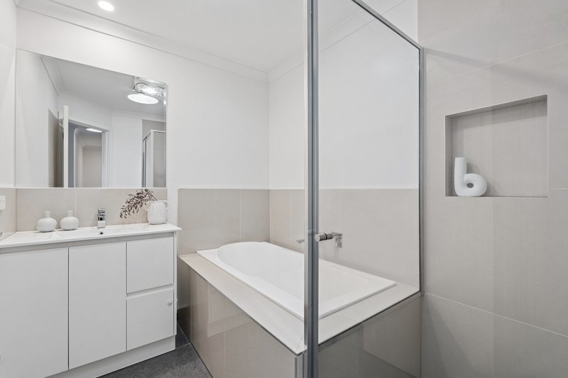 Photo - 9/74 Tyler Street, Reservoir VIC 3073 - Image 11