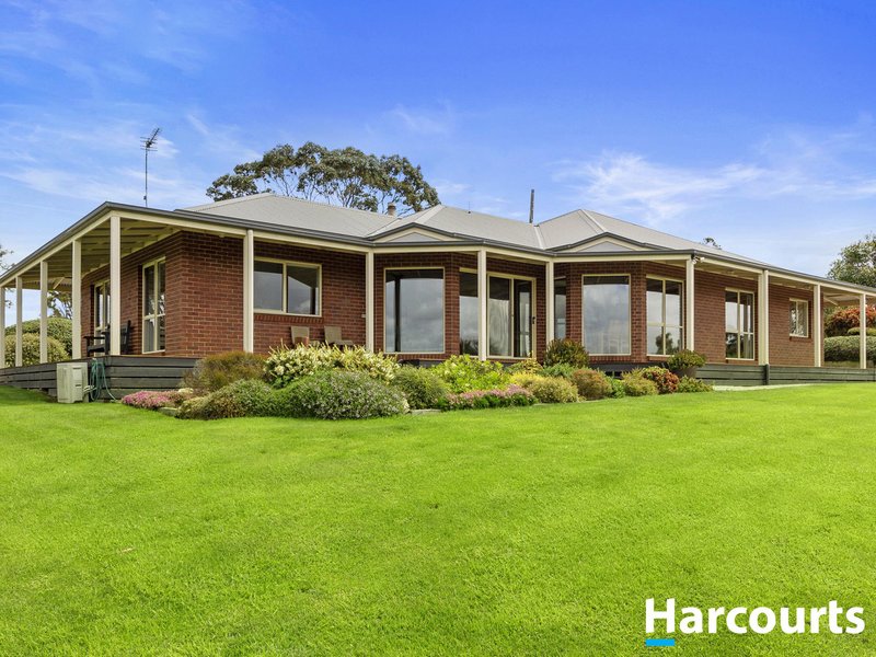 975 Falls Road, Fish Creek VIC 3959
