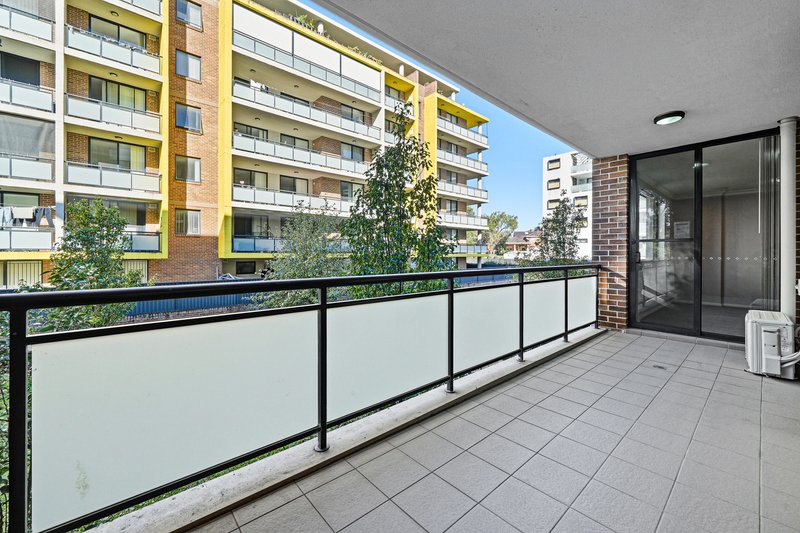 Photo - 9/76-84 Railway Terrace, Merrylands NSW 2160 - Image 1