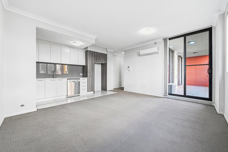 Photo - 9/76-84 Railway Terrace, Merrylands NSW 2160 - Image 4