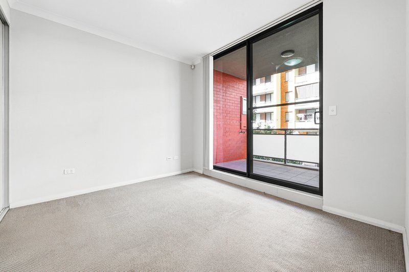 Photo - 9/76-84 Railway Terrace, Merrylands NSW 2160 - Image 10
