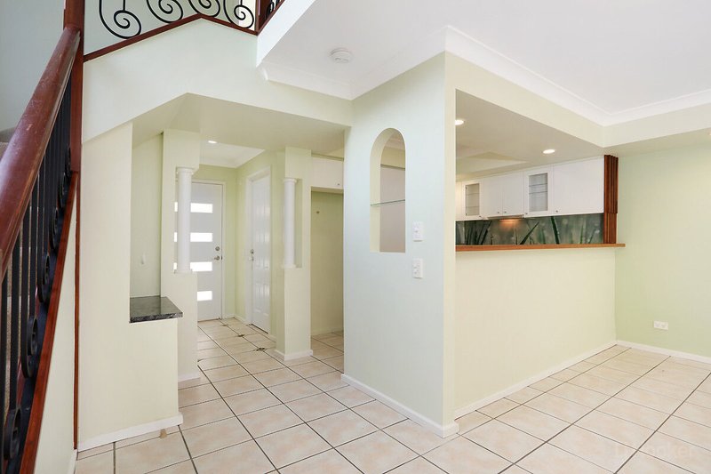 Photo - 97/60-76 Caseys Road, Hope Island QLD 4212 - Image 14