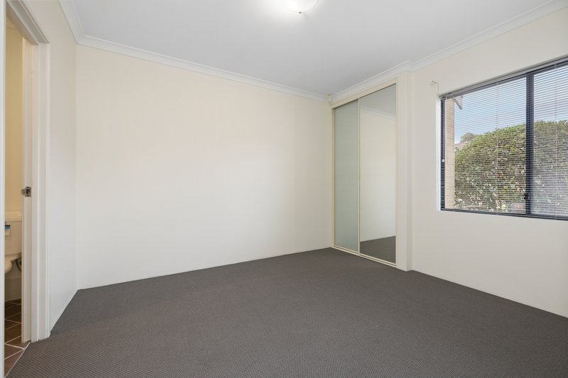 Photo - 9/77-79 Henry Street, East Cannington WA 6107 - Image 2