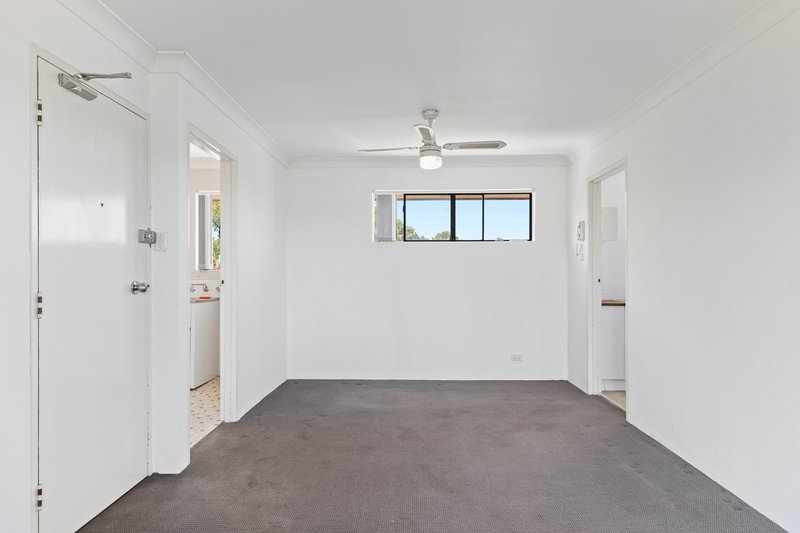 Photo - 9/77-81 Saddington Street, St Marys NSW 2760 - Image 4