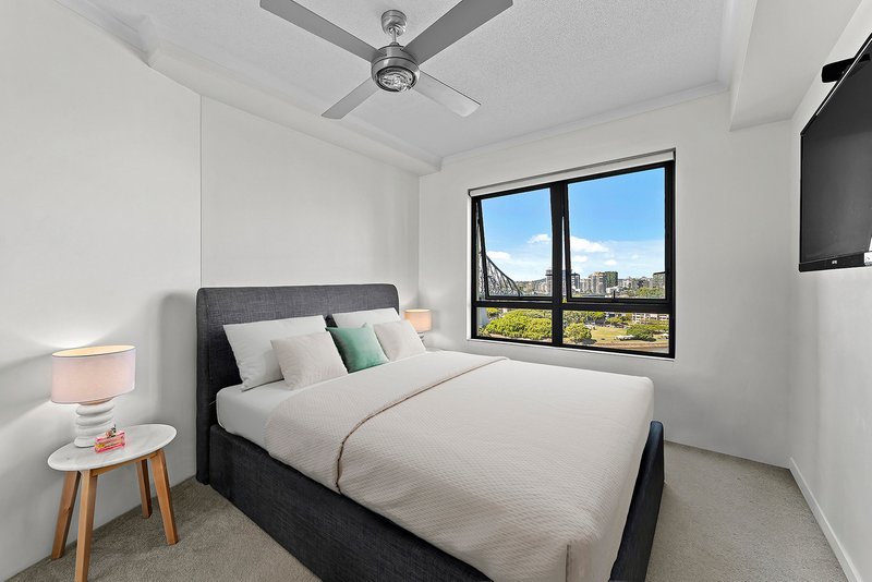 Photo - 97/82 Boundary Street, Brisbane City QLD 4000 - Image 11