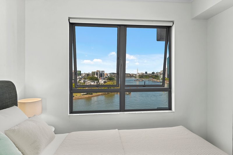 Photo - 97/82 Boundary Street, Brisbane City QLD 4000 - Image 12