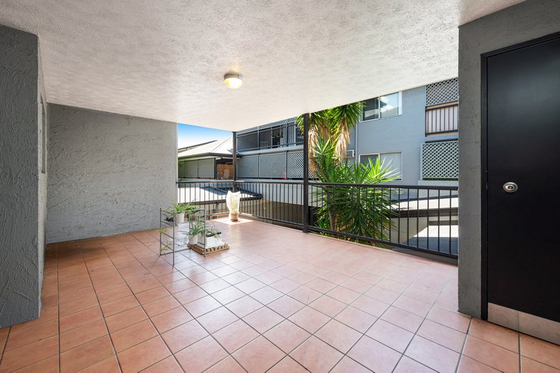 Photo - 9/79 Lawson Street, Morningside QLD 4170 - Image 2