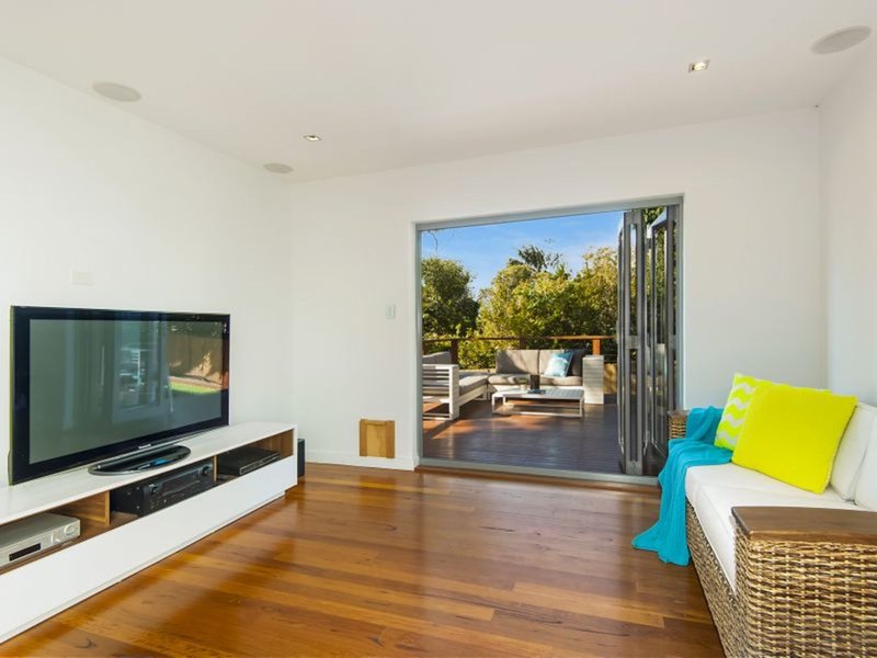 Photo - 97a Elanora Road, Elanora Heights NSW 2101 - Image 5