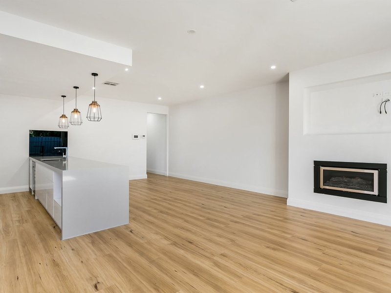 Photo - 97A Gordon Street, Albert Park SA 5014 - Image 4