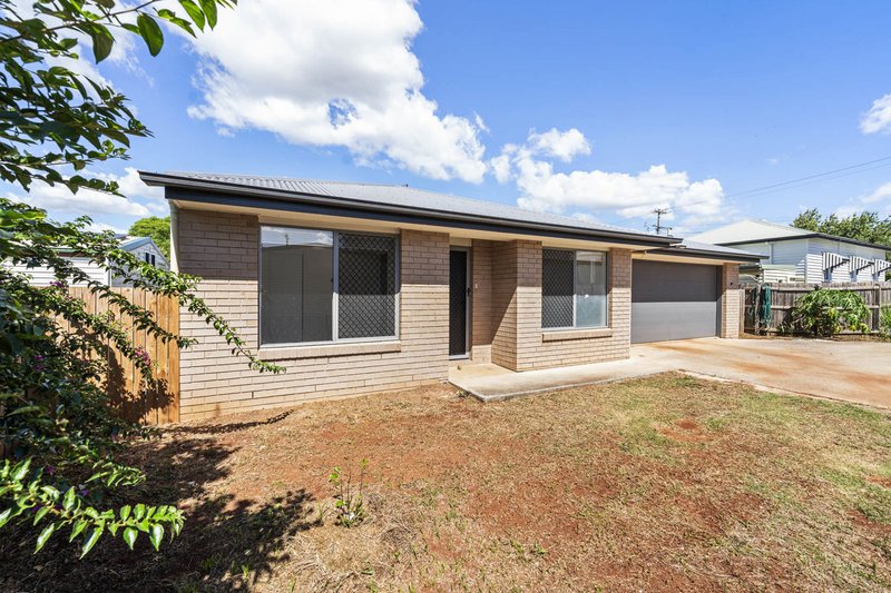 Photo - 97b Taylor Street, Newtown QLD 4350 - Image 2