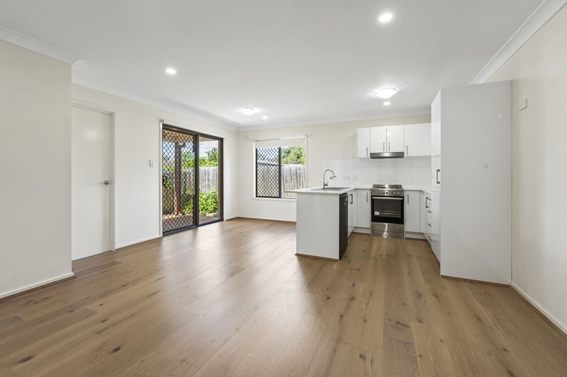 Photo - 97b Taylor Street, Newtown QLD 4350 - Image 5