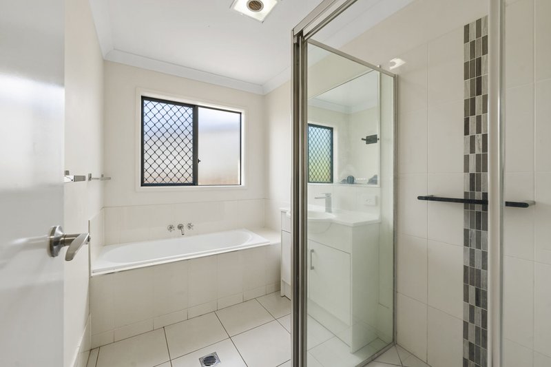 Photo - 97b Taylor Street, Newtown QLD 4350 - Image 12