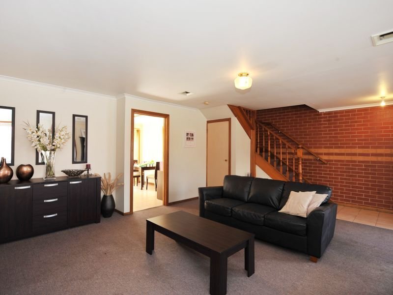 Photo - 9/8-10 Belgrave Hallam Road, Hallam VIC 3803 - Image 3