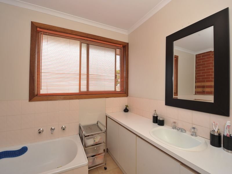 Photo - 9/8-10 Belgrave Hallam Road, Hallam VIC 3803 - Image 6