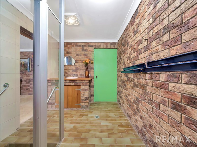 Photo - 98-104 The Grange Road, Gleneagle QLD 4285 - Image 11