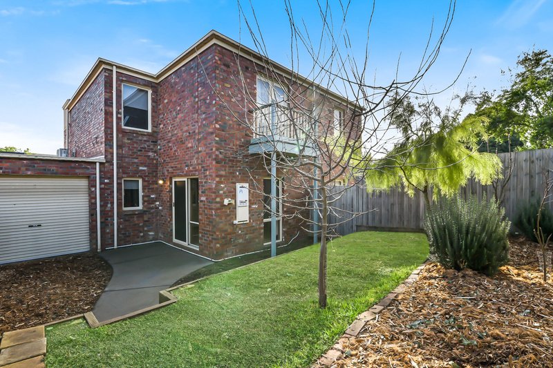 Photo - 9/8-13 Adelaide Close, Berwick VIC 3806 - Image 10