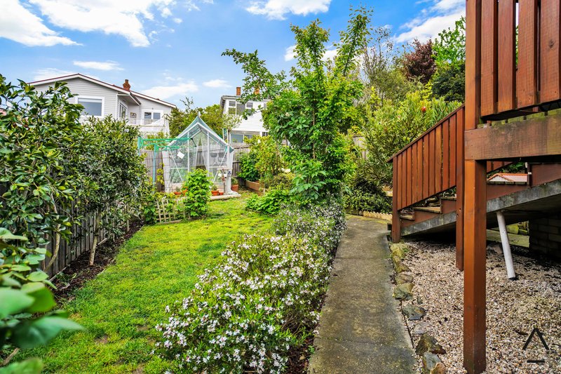 Photo - 98 Abbott Street, East Launceston TAS 7250 - Image 16