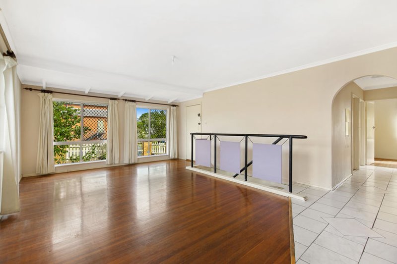 Photo - 98 Albert St , Woodridge QLD 4114 - Image 3