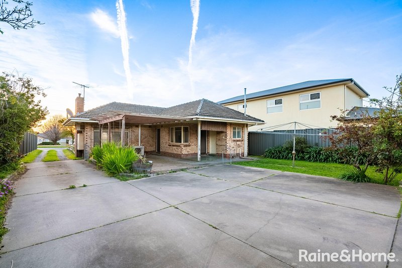 Photo - 98 Allinga Avenue, Glenunga SA 5064 - Image 12