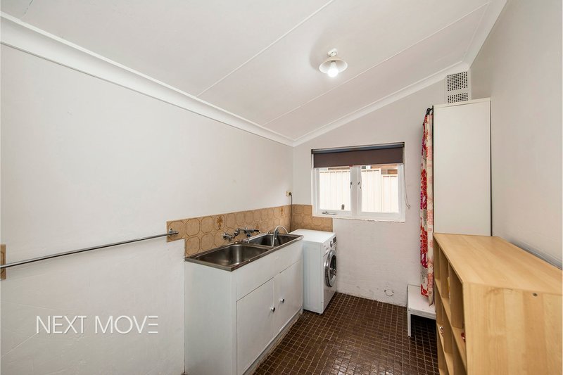 Photo - 98 Arkwell Street, Willagee WA 6156 - Image 16