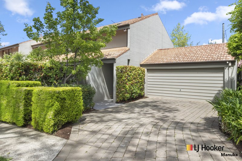 Photo - 98 Arthur Circle, Forrest ACT 2603 - Image 23