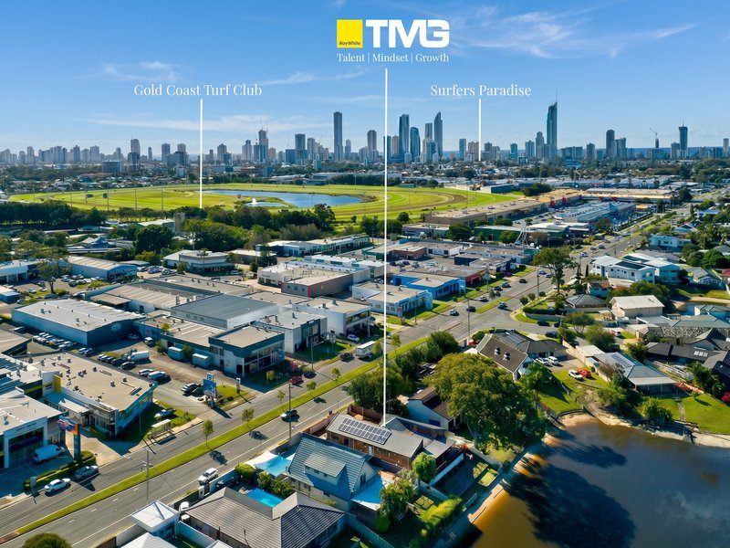 Photo - 98 Ashmore Road, Bundall QLD 4217 - Image 1