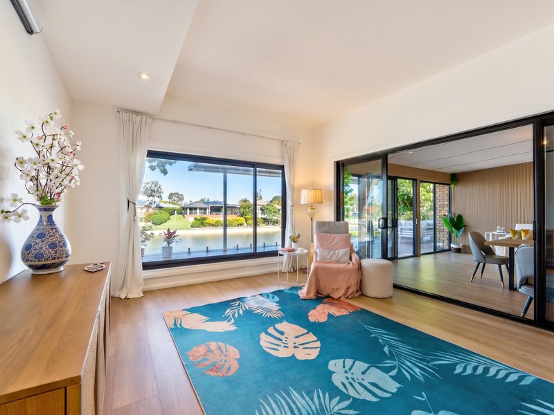Photo - 98 Ashmore Road, Bundall QLD 4217 - Image 16