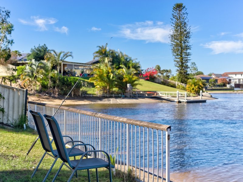 Photo - 98 Ashmore Road, Bundall QLD 4217 - Image 23