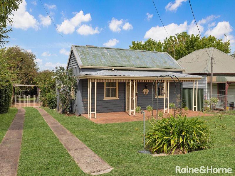 98 Bant Street, South Bathurst NSW 2795