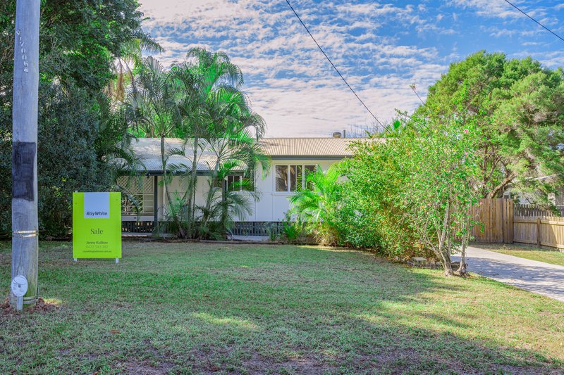 Photo - 98 Barney Street, Barney Point QLD 4680 - Image 2