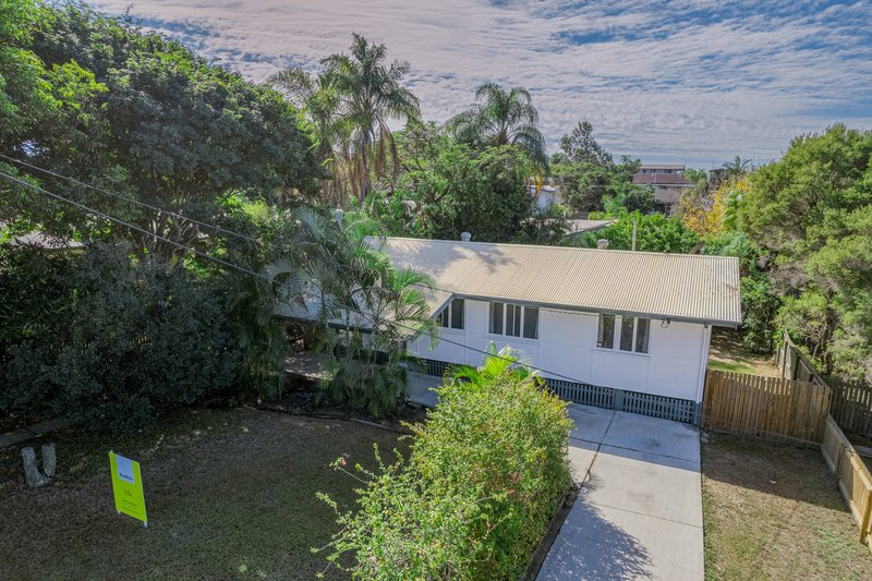 Photo - 98 Barney Street, Barney Point QLD 4680 - Image 4