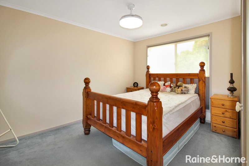 Photo - 98 Barracks Flat Drive, Karabar NSW 2620 - Image 12